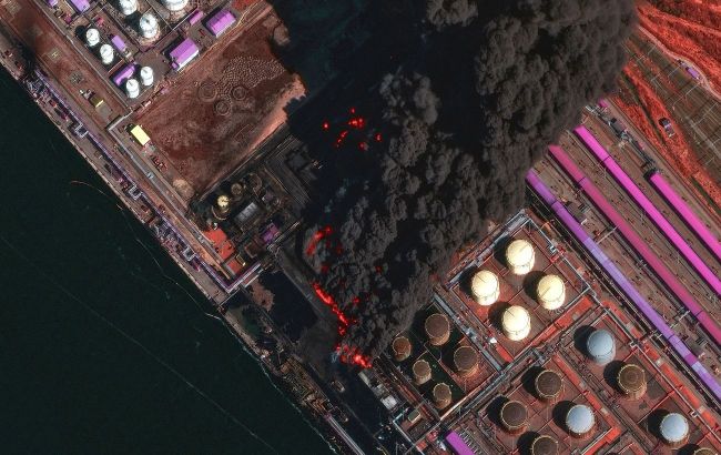 Major Russian refinery key unit ablaze after Ukrainian drone strike