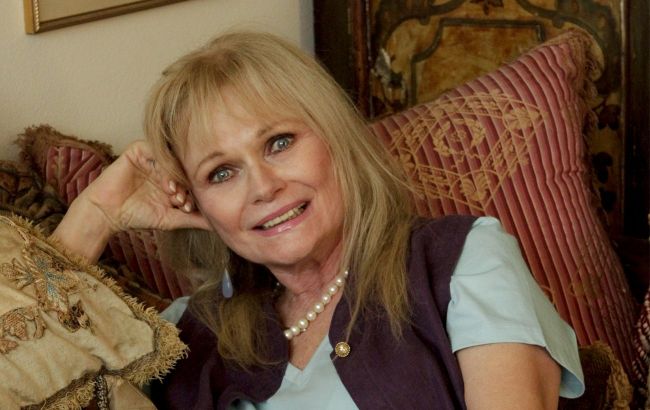 Actress Val&eacute;rie Perrine, 'Superman' star, dies at 82