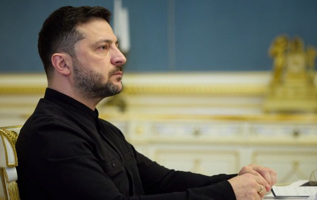 Zelenskyy pushes back on Russian claims about encirclement in Pokrovsk