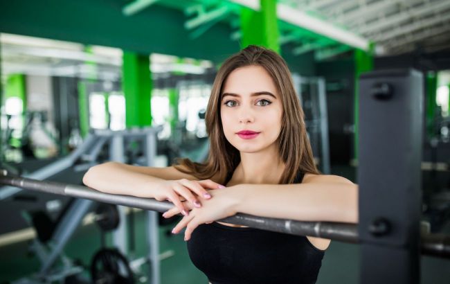 Training and makeup: What happens to your skin if you don't remove face cosmetics