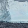 Ukrainian polar explorers show huge iceberg in the Antarctic: Incredible photos