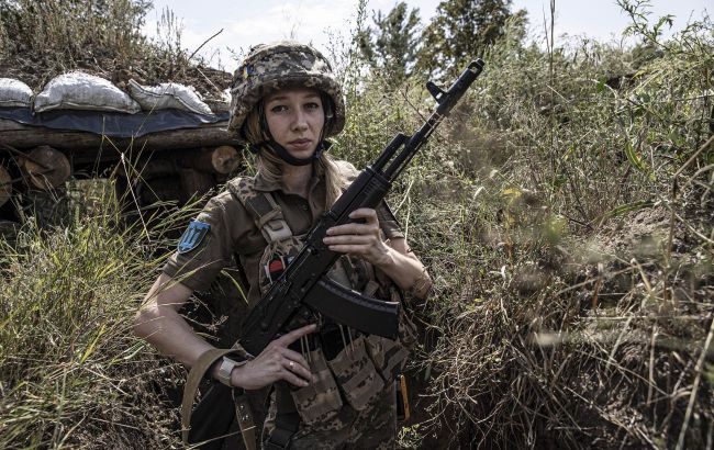 Deputy Prime Minister reveals how many women carry out combat missions on front line