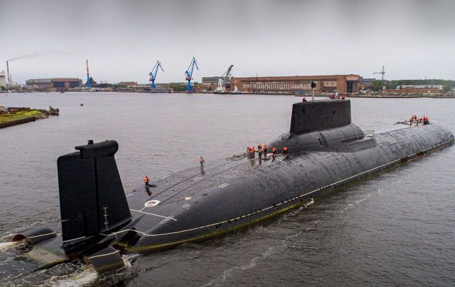 Russia deploys submarine armed with Kalibrs to the Black Sea
