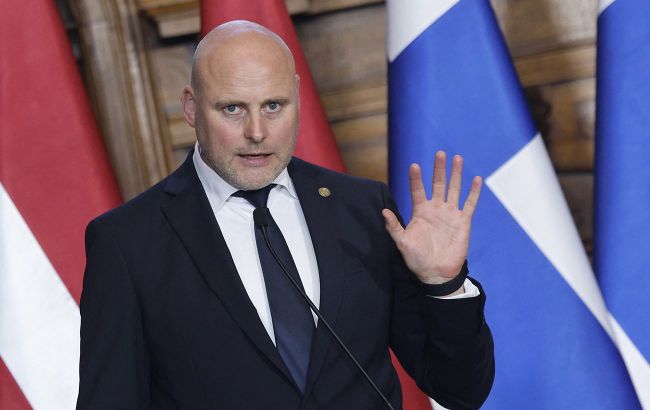 Latvia slams EU's refusal to ban entry to Russian military personnel