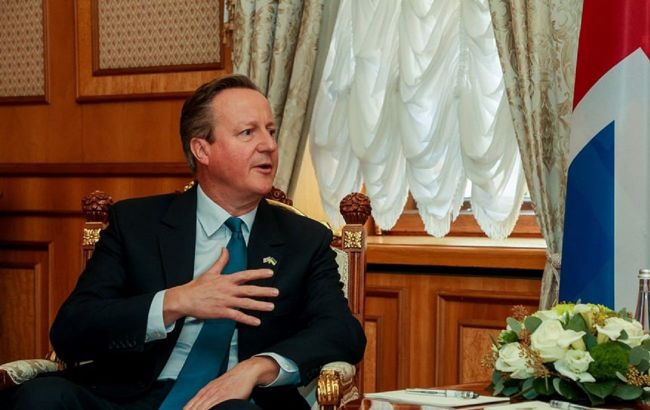 Cameron promises military aid to Ukraine and support for swift NATO access