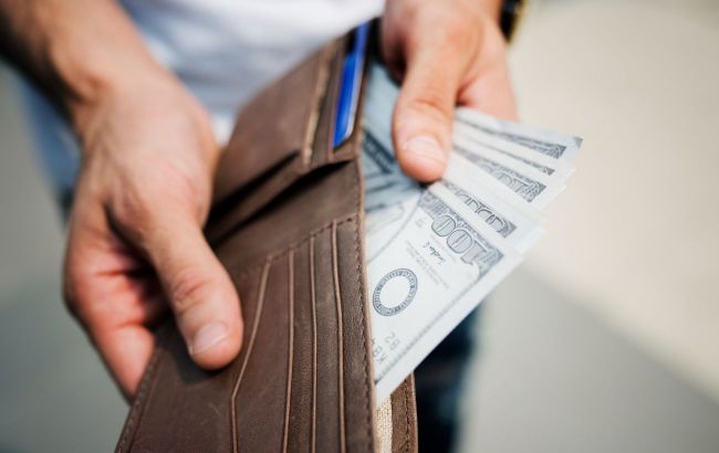 Money magnet: How to pick out wallet that attracts money