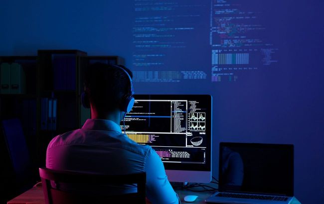 Ukrainian intelligence hacks out Russian ISP servers