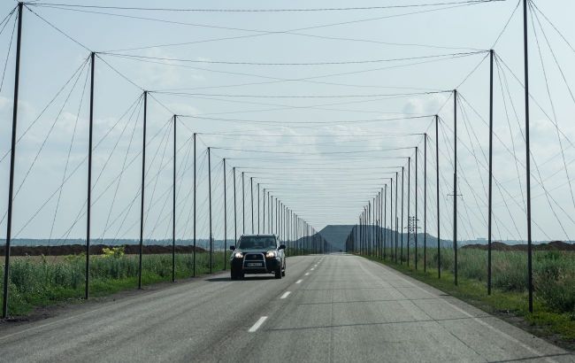 Ukraine protects over 1,170 km of logistics routes from FPV drone attacks