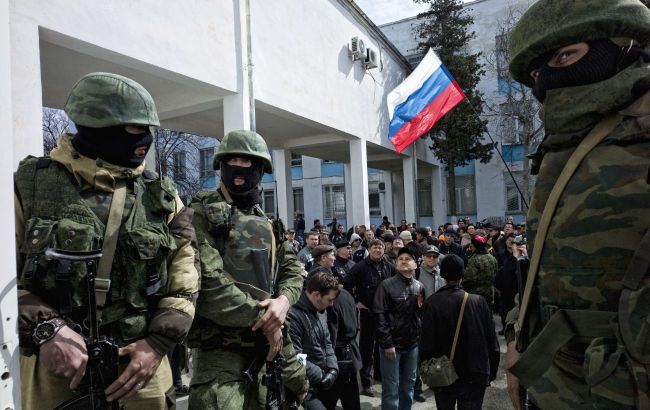 Russian occupiers in Crimea pressuring opponents of the war