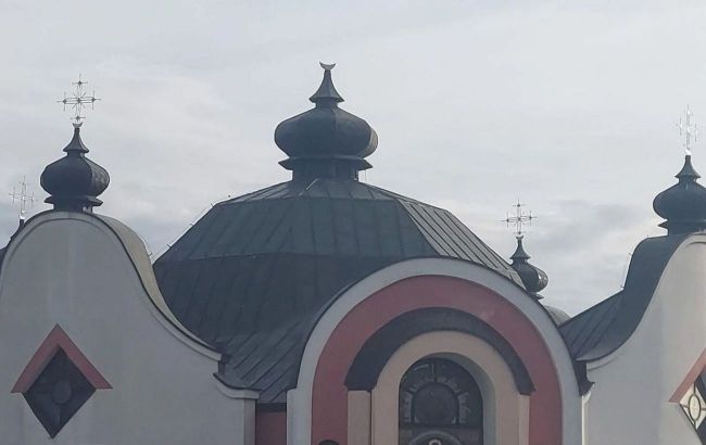 Thief caught in Poland for stealing cross from Greek Catholic church dome