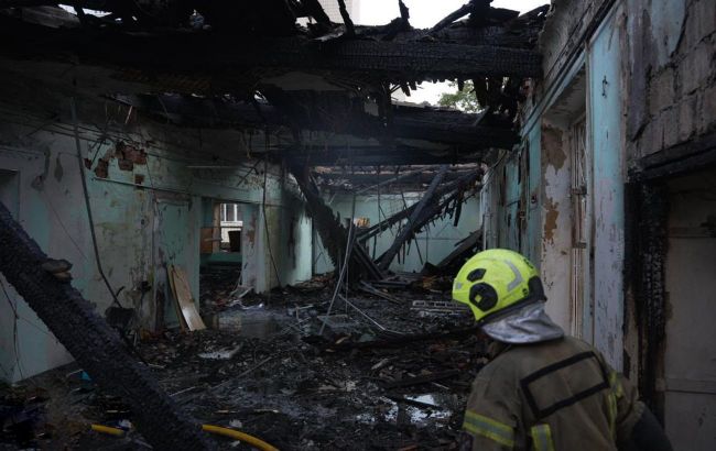 Russia strikes food warehouses and Red Cross facilities in Boryspil