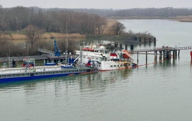 Russian tanker Valeriy Gorchakov hit by drones slowly sinking