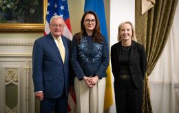 US and Ukraine discuss strategies to halt Russian rare earth extraction on occupied territories