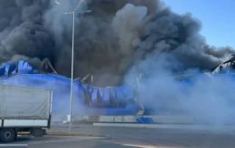 Strike hits Epicentr shopping center outside Kyiv, sparks major fire
