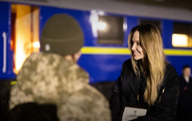 Angelina Jolie shares details of her trip to Ukraine