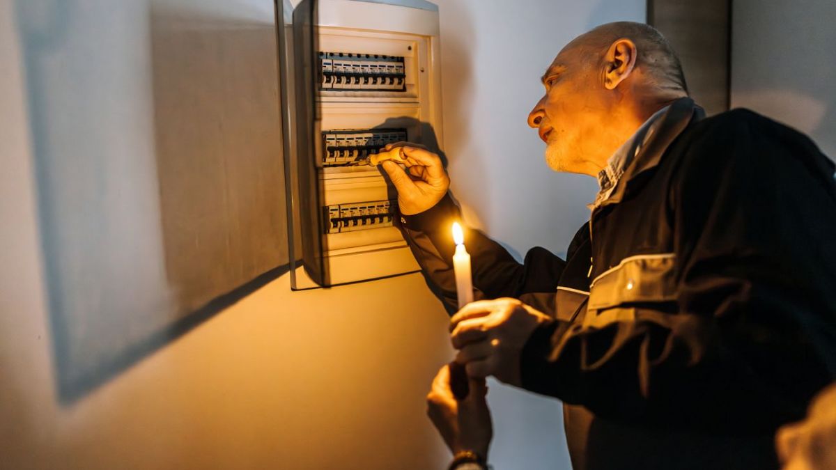 No gas, no funds: Experts say what can prevent winter blackouts in Ukraine