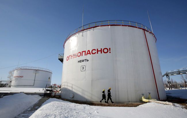 Russian Primorsk port loses nearly half of its oil storage after attacks, Reuters reports