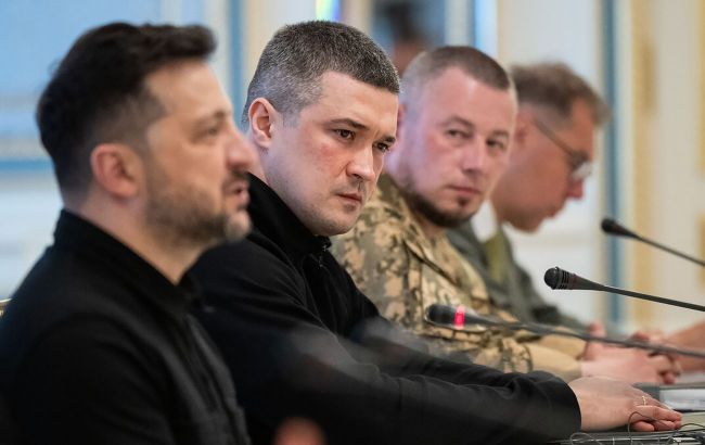 Behind the scenes: Why Zelenskyy removed defense minister Mykhailo Fedorov, and who could benefit