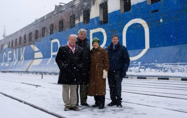 US senators visit Odesa for first time since full-scale war began