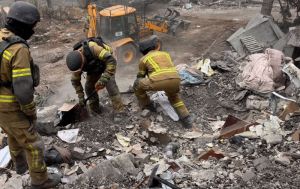 Russian strike on Zaporizhzhia kills 20, including three children