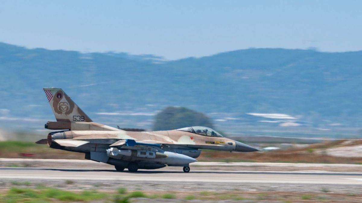 Israel can't strike Iran's key nuclear site without US help, expert says