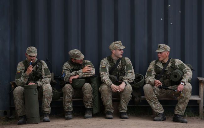 Can West send military contingent to Ukraine?