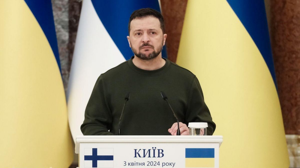 Zelenskyy: Russia aims to mobilize 300,000 military by June