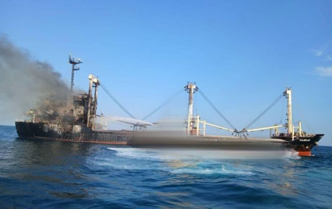Russia hits civilian grain ship with cruise missiles, killing five