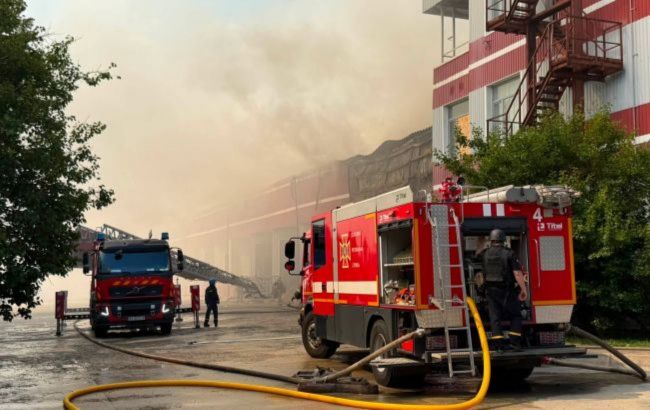 Russia hits Kharkiv publishing house depot twice, destroying millions of books