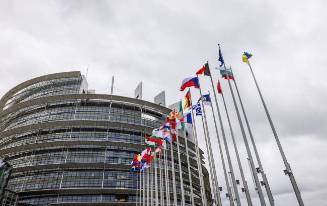 European Parliament takes step toward granting €35 billion loan to Ukraine