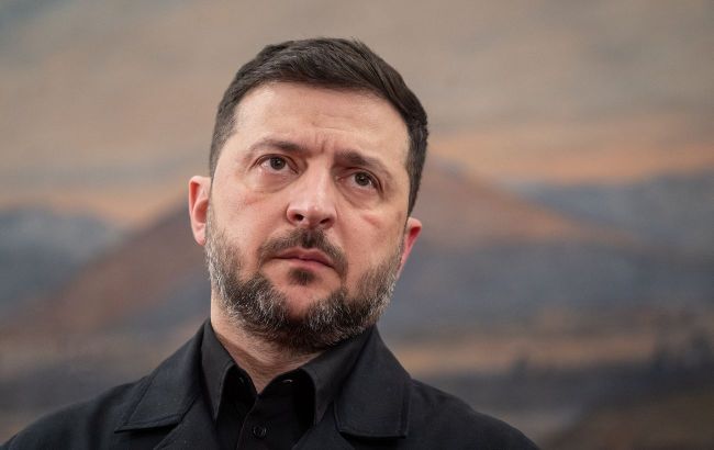 Zelenskyy warns Russia may try to drag Belarus into war against Ukraine again