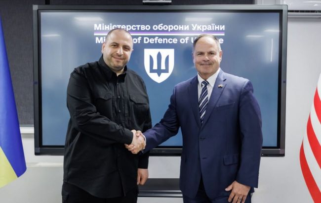 Ukraine's Defense Minister meets with Patriot SAM manufacturer