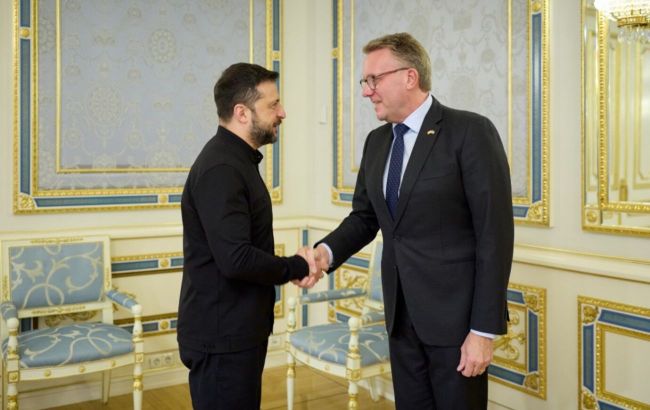 Zelenskyy meets Danish minister to discuss Ukraine support and business cooperation