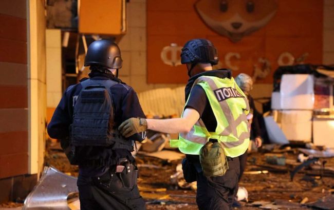 Russian strike on Sumy shopping mall leaves 21 injured, including three children