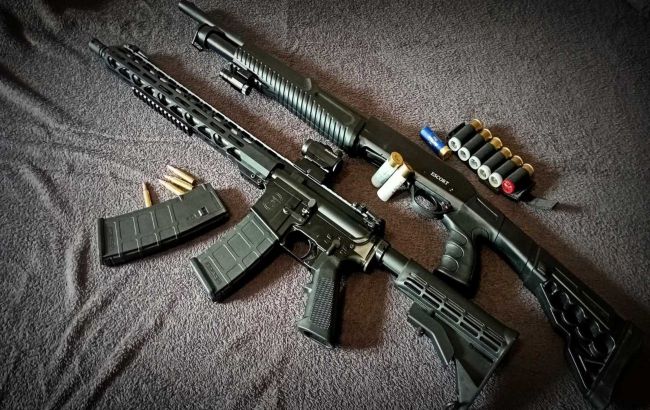 Russia spreads fake claim that Ukraine sold weapons to Italian mafia