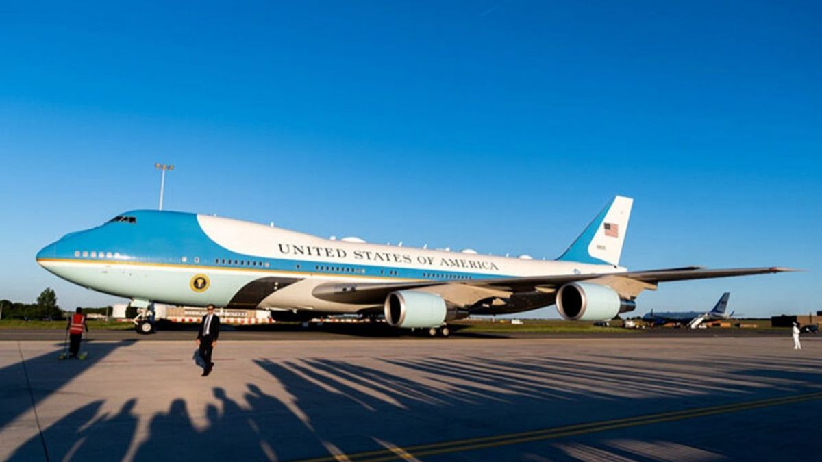 U.S. President s plane How it looks inside RBC Ukraine