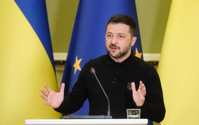 Zelenskyy: Russia moved troops to new direction but faced serious losses