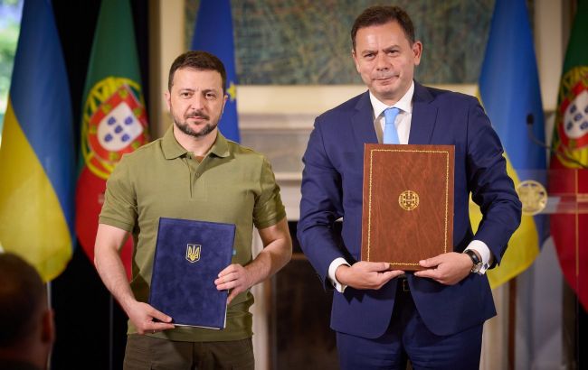 Ukraine and Portugal sign agreement on security guarantees