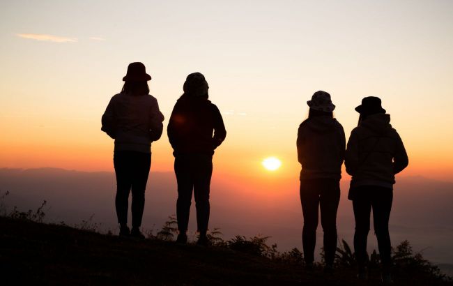 7 clear signs you’ve met person from your previous life
