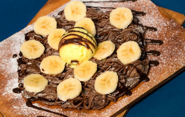 Chocolate pancakes with banana - Perfect recipe to start your day
