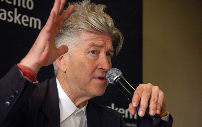 Iconic director David Lynch dies after battling severe lung disease