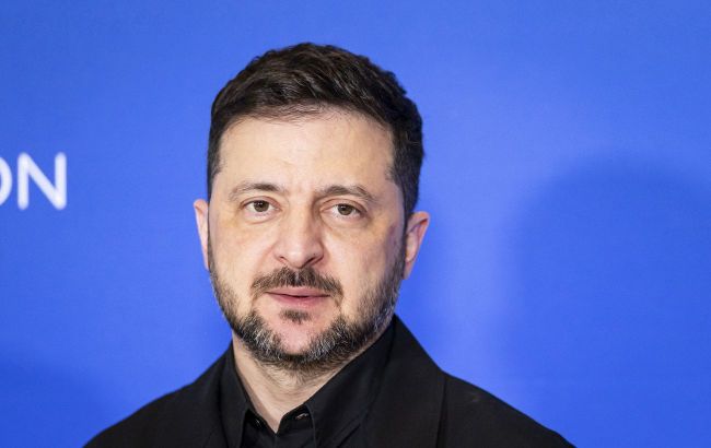 Ukraine looking for 'mirror response' to Russia's aerial bombs, Zelenskyy says