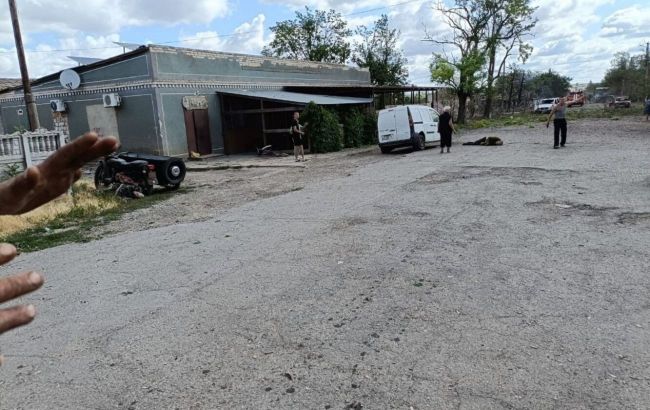Russian ballistic missiles hit Ukraine's Dnipropetrovsk region, killing civilians