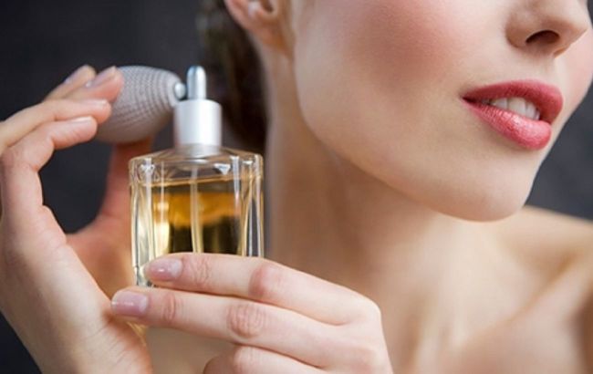 How to distinguish original perfume from counterfeits: Key methods