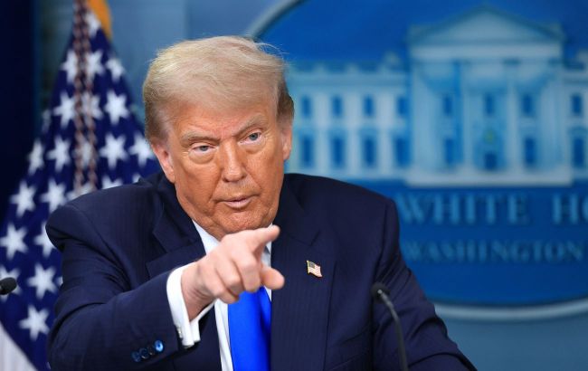 Top US media organizations file lawsuit against Trump over journalist ban
