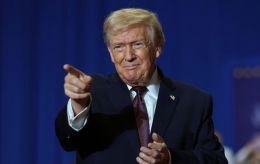 Trump calls emergency meeting over Iran ultimatum and Hormuz