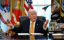 Trump speaks out on CIA chief's Moscow visit