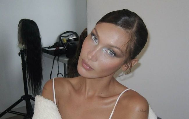 Bella Hadid actively returned to her modeling career and revealed alluring photos