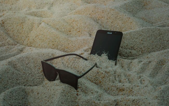 Don't ignore overheating phone: 9 ways to cool it down fast