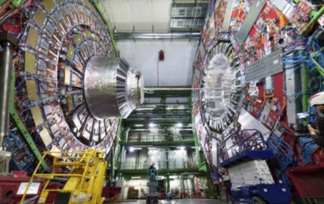 10 dimensions may not exist: AI study at Large Hadron Collider challenges theory